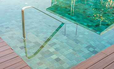 5 Essential Tips for Cleaning and Caring for Swimming Pool Tiles